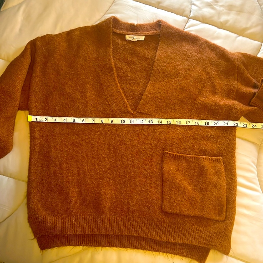 Set: Jogger & Sweater with Pocket - Picture 13 of 15